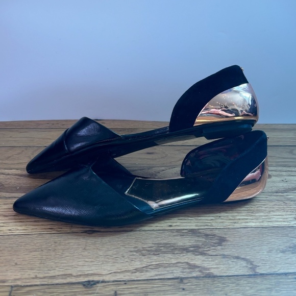NWOB Ted Baker London Textured Pointed Flat - Picture 2 of 16